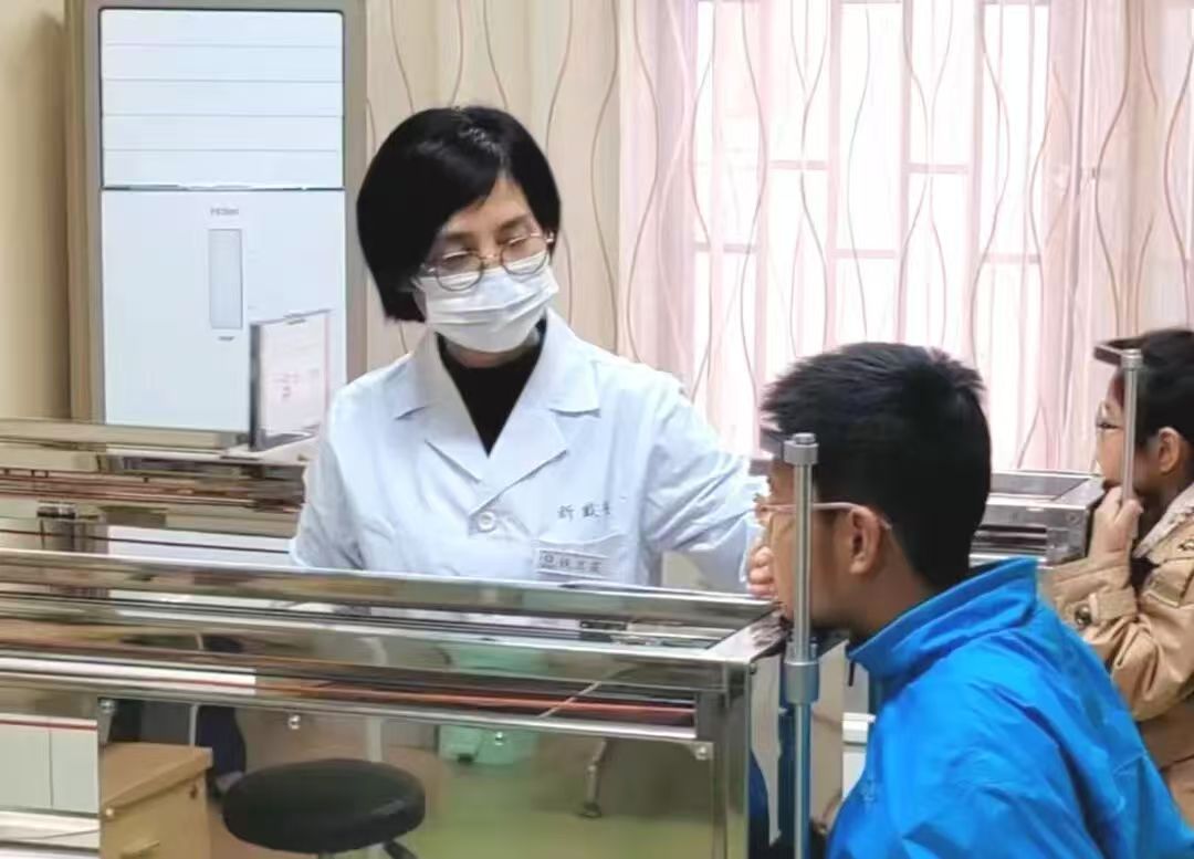 钱兰霞：耐心科普，顾客主动接受视觉健康管理